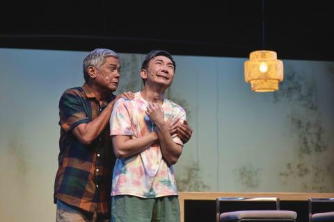 Image of cast members Rody Vera holding Hossan Leong's shoulders in Old Gaze 2023